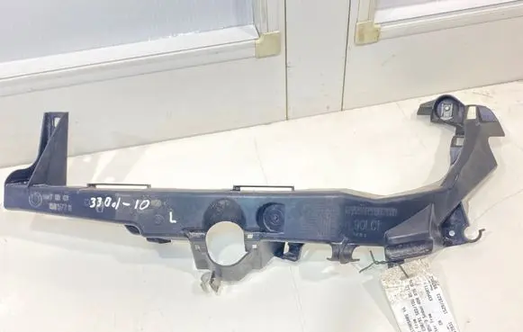 BMW 3 E90 E91 Headlight/headlamp mounting bracket 7138401 15857711