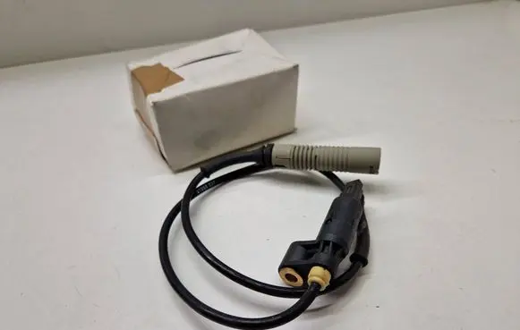 BMW 3 E36 ABS brake wheel speed sensor 34521163027 5580748W 51068537