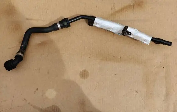 Audi A5 8T 8F Engine coolant pipe/hose 8K0819334AJ