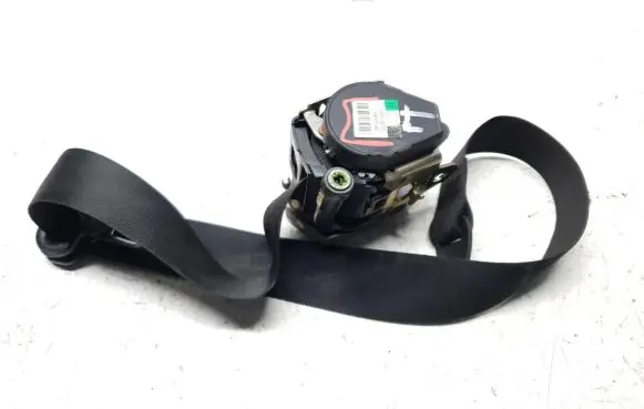 Mercedes-Benz Vaneo W414 Rear seatbelt 561009801
