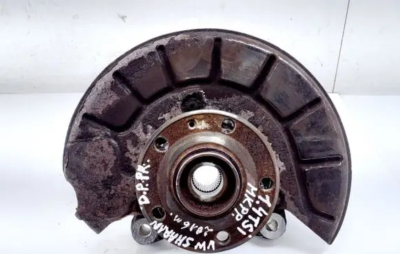 Volkswagen Sharan Front wheel hub