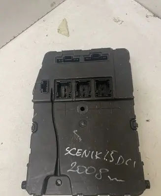 Renault Scenic II - Grand scenic II Comfort/convenience module 8200780021