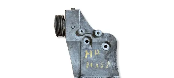 Suzuki Ignis A/C compressor mount bracket 9511186G0