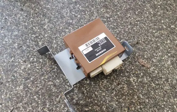 Nissan Leaf I (ZE0) Other control units/modules 15181110440