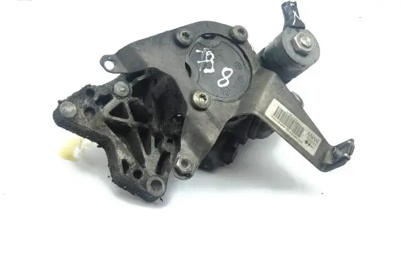 BMW 5 E60 E61 Power steering pump 7697974