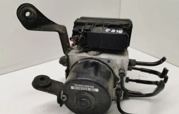Mazda 3 I ABS Pump 00001395E0