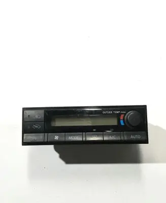 Nissan X-Trail T30 Climate control unit 275008H302 3M67234700