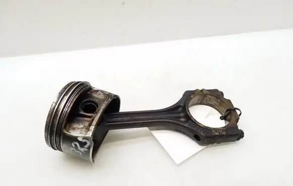 Volkswagen PASSAT B6 Piston with connecting rod 03C103AA