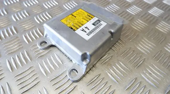 Lexus IS III XE30 Airbag control unit/module 8917053220