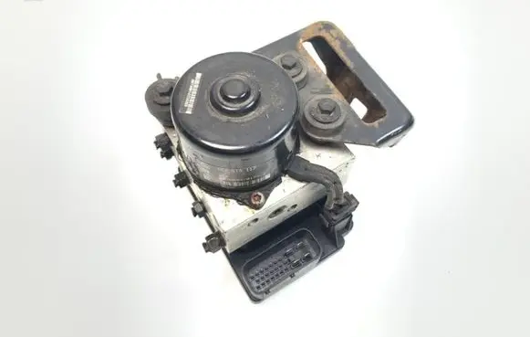 Volkswagen Polo ABS Pump 6X0614117 6X0907379A