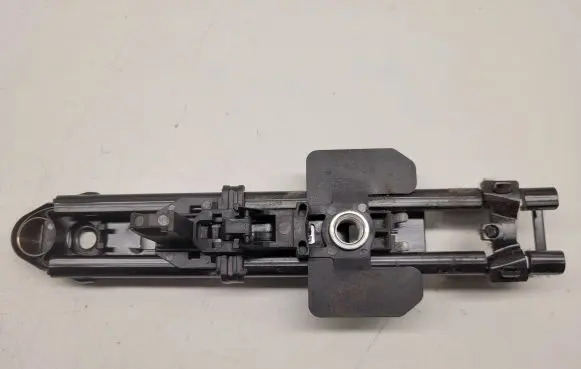 Audi A4 S4 B8 8K Seat belt adjustment motor 8K0857833B