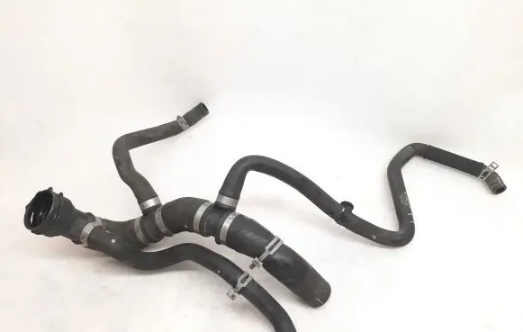 Volvo XC90 Engine coolant pipe/hose 31686003