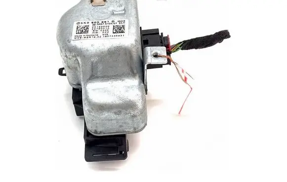 Audi Q3 8U Steering wheel lock 5K0905861D