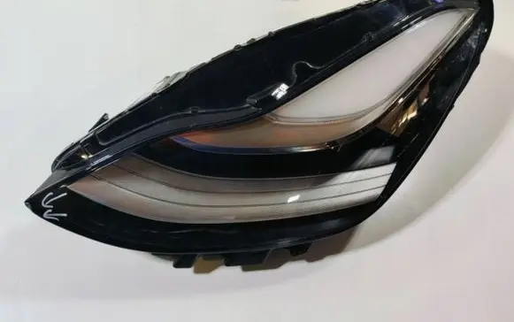 Tesla Model 3 Headlight/headlamp 1077375-00-C 107737500C 1077375