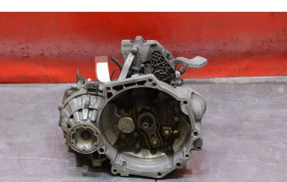 Volkswagen Golf V Manual 6 speed gearbox LHW