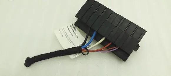 Ford Mustang V Relay mounting block 9636079380