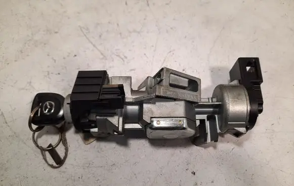 Mazda 3 I Ignition lock SL35 3M513F880AA