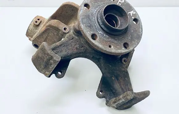 Volkswagen Golf V Front wheel hub 1K0407255P 1K0407621F