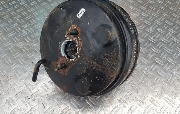 Hyundai Trajet Brake booster