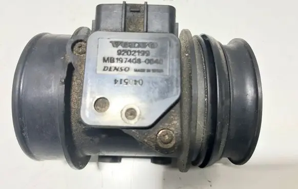 Volvo S80 Mass air flow meter 9202199 1974080040