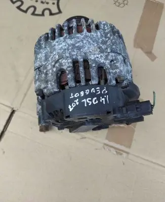 Peugeot 207 Generator/alternator 96463217