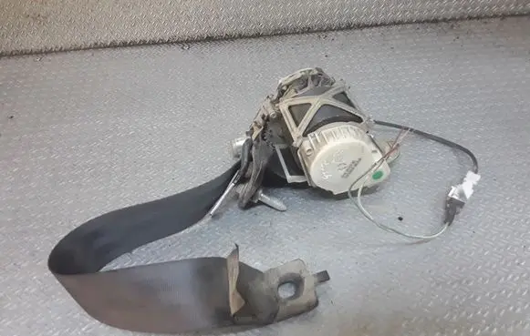 Renault Clio III Rear seatbelt 33055854A