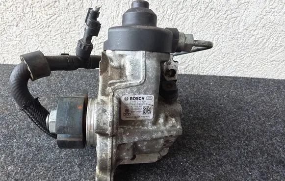 Volkswagen PASSAT CC Fuel injection high pressure pump 03L130755AC