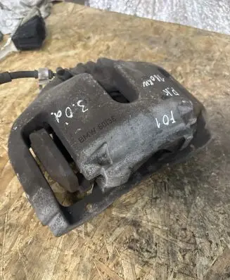 BMW 7 F01 F02 F03 F04 Front brake caliper