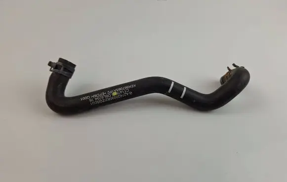 Mercedes-Benz C AMG W204 Engine coolant pipe/hose A2742003582