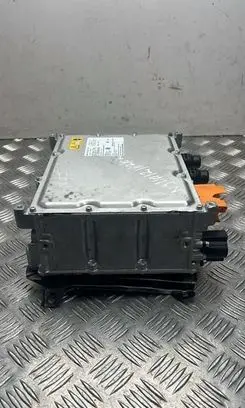 Mercedes-Benz CLA C118 X118 Voltage converter inverter A0009006520