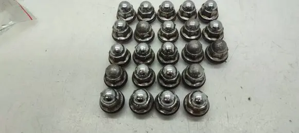 Mitsubishi Pajero Nuts/bolts 