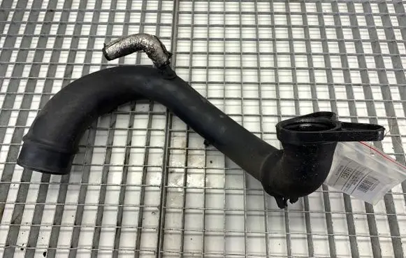 Air intake hose/pipe