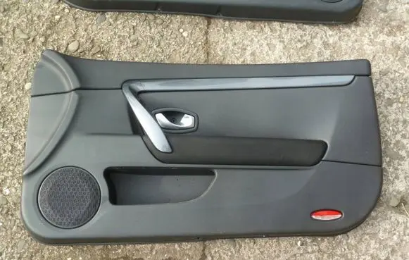 Renault Laguna III Front door card panel trim