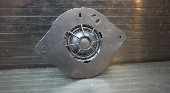 Audi A4 S4 B8 8K Panel speaker 4F0035399