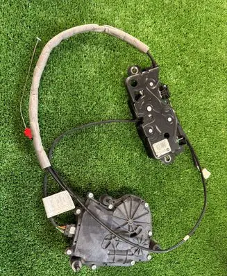 BMW 5 G30 G31 G38 Tailgate boot lock/latch motor 738356109 C56792102 16367210