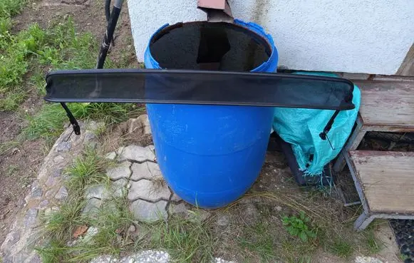 Sunroof sealing rubber