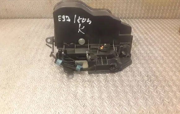 BMW 3 E92 E93 Front door lock 7202145