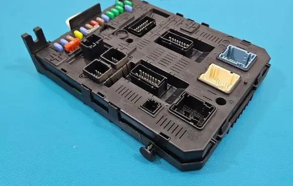 Peugeot 308 Central body control module 9664059180 IMPRK1555376