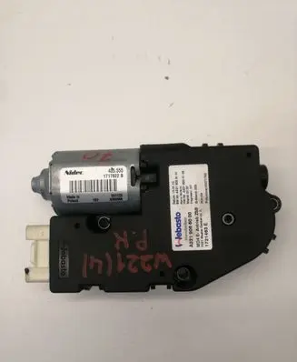 Mercedes-Benz S W221 Sunroof motor/actuator A2219066000 1717822B