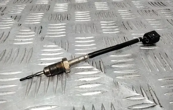 Exhaust gas temperature sensor