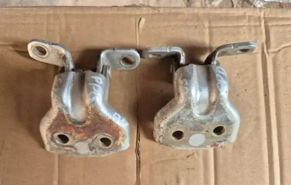 KIA Sorento Front door hinge set 