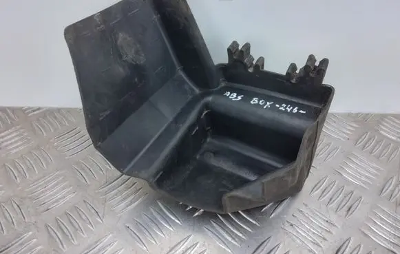 Peugeot Boxer Other engine bay part 13578440080