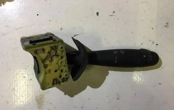 Renault Megane I Wiper control stalk