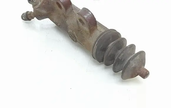 Clutch master cylinder