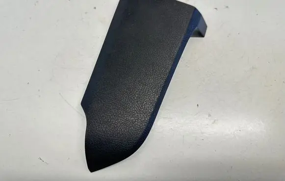 Audi Q7 4L Seat trim 4L0882327A
