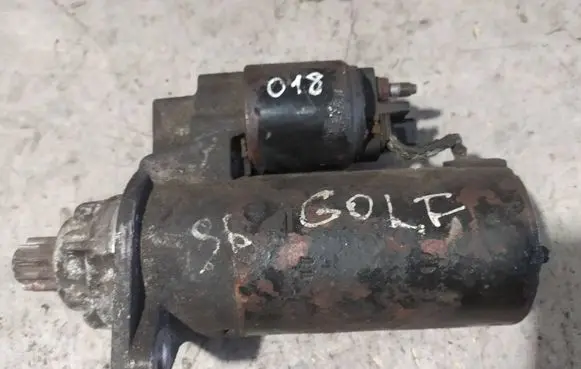 Volkswagen Golf IV Starter motor 02M911023A 0001125018