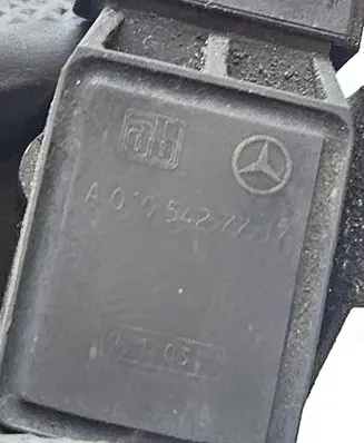 Mercedes-Benz CLK A209 C209 Air suspension front height level sensor A0105427717 91031