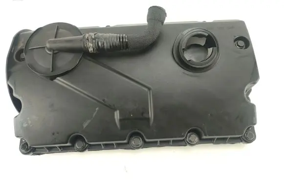 Volkswagen Polo VI Rocker cam cover 