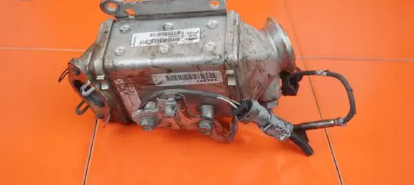 Opel Corsa E EGR valve cooler 55249454 B13DTC