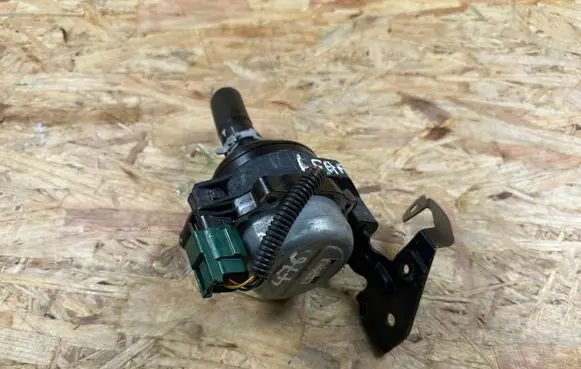 Nissan Leaf II (ZE1) Water pump 215815SA0A